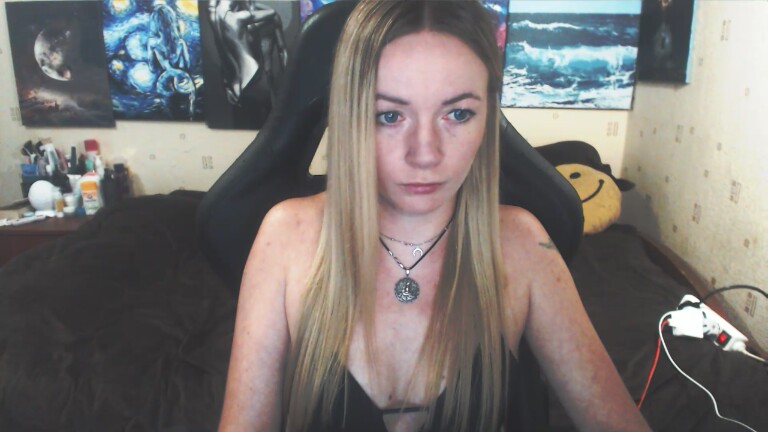 BringingLuck's Streamate show and profile