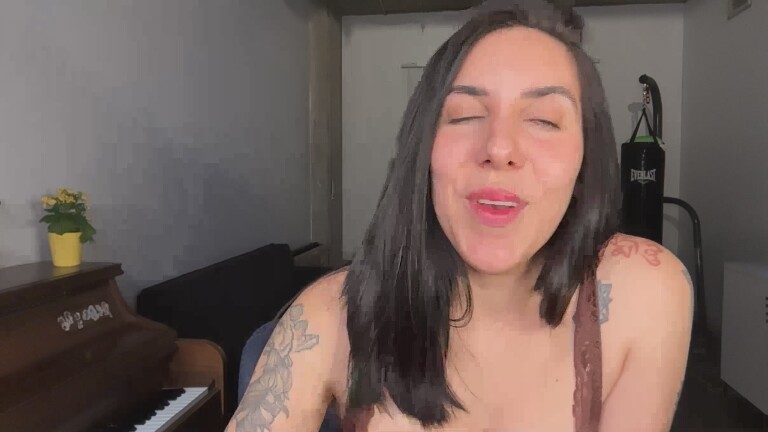 LolaDeLux's Streamate show and profile