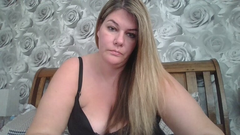 BabyCakesUK's Streamate show and profile