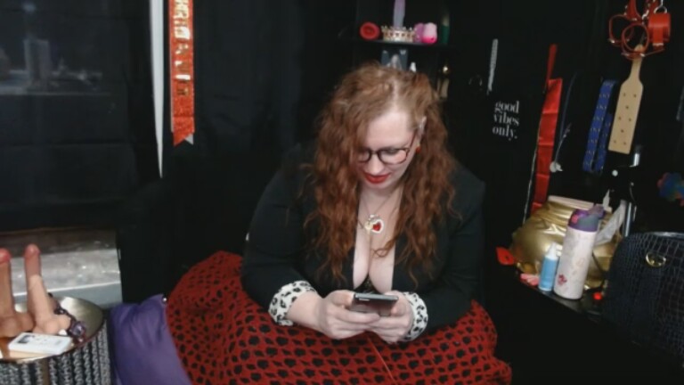 MystiMajesti's Streamate show and profile